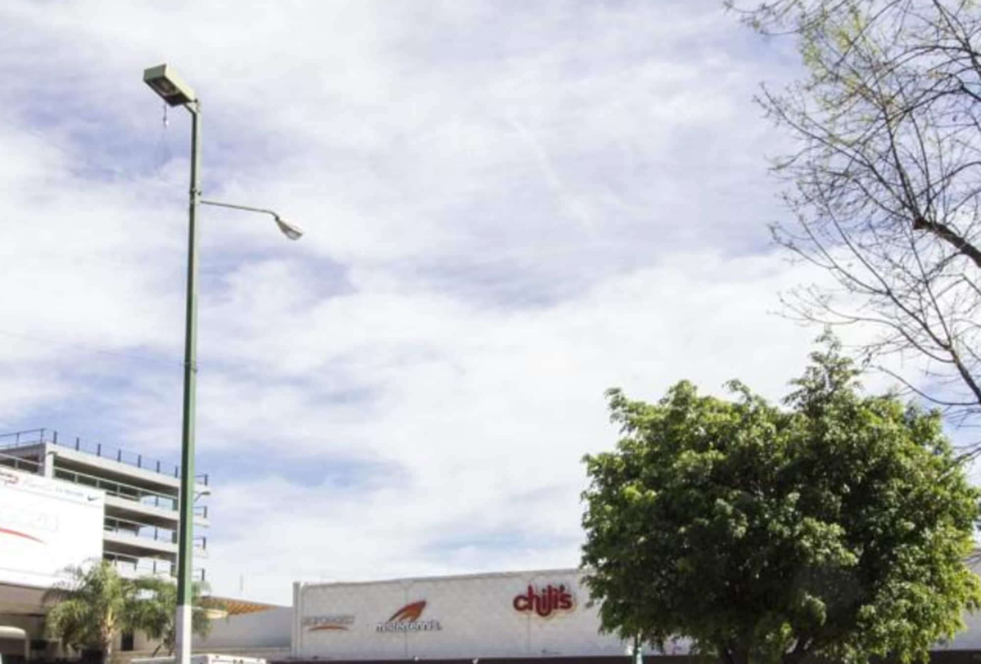 City Express Plus By Marriott Guadalajara Expo Запопан Екстериор снимка