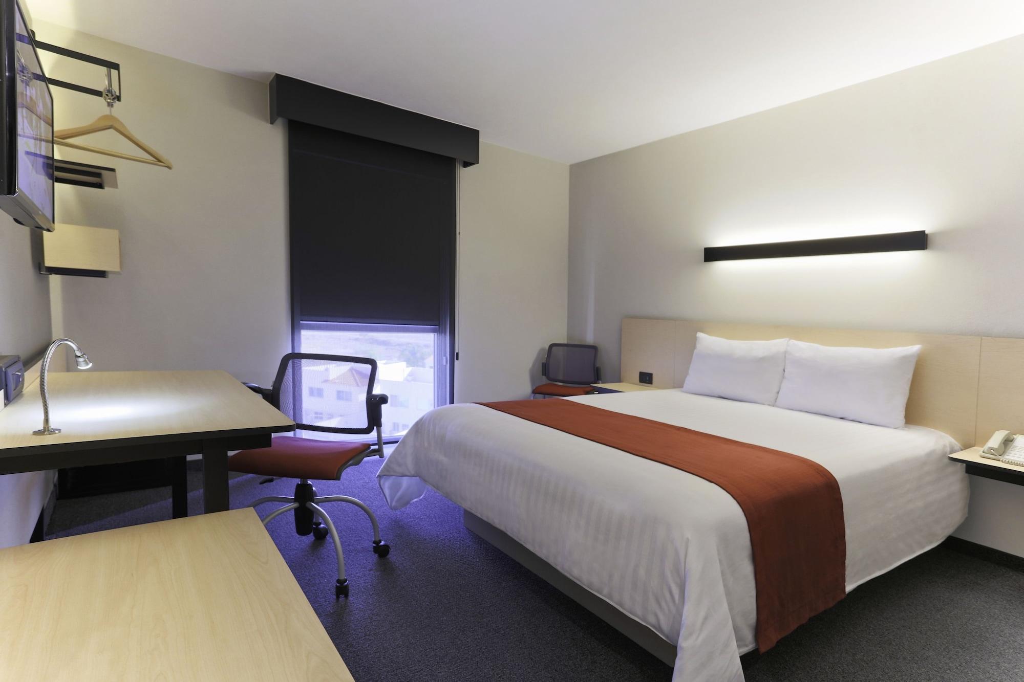 City Express Plus By Marriott Guadalajara Expo Запопан Екстериор снимка